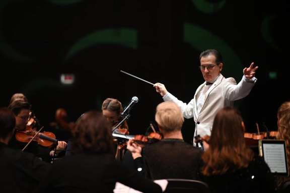 Symphony of the cinema &lpar;&Tcy;&ucy;&rcy;&iecy;&tscy;&kcy;&icy;&iecy; &scy;&iecy;&rcy;&icy;&acy;&lcy;&ycy;&rpar;